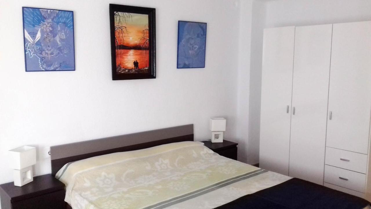 Almiserat Appartement Valencia Kamer foto